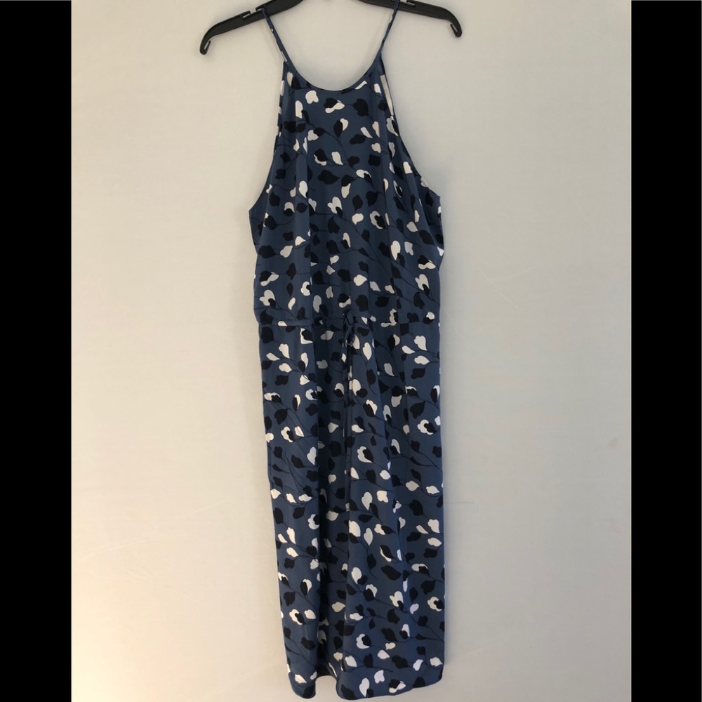 Stunning Anne Taylor Loft blue print dress! NWT